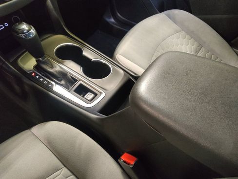 Used 2020 Chevrolet Equinox LS image 26