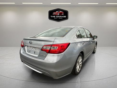 Used 2015 Subaru Legacy 2.5i Premium w/ Moonroof Package image 5