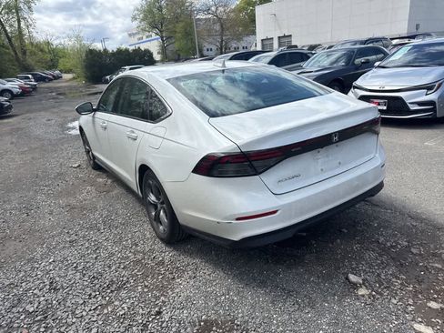 Used 2023 Honda Accord EX image 29