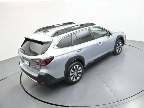 Used 2024 Subaru Outback Limited AWD/4WD image 32