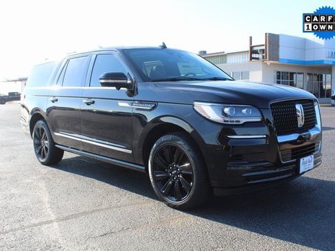Used 2024 Lincoln Navigator L Reserve image 1