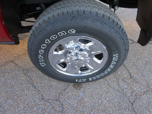 New 2026 RAM 2500 Tradesman AWD/4WD image 15