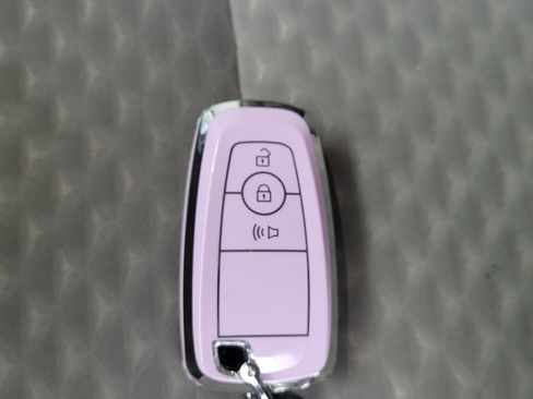 Used 2020 Ford Escape SE FWD image 32