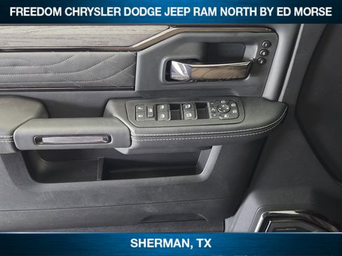New 2026 RAM 3500 Limited AWD/4WD image 17