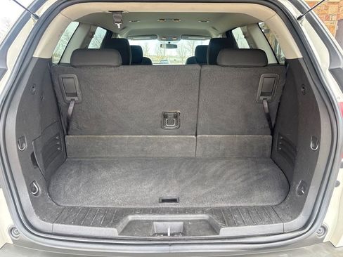 Used 2012 Chevrolet Traverse LT image 19