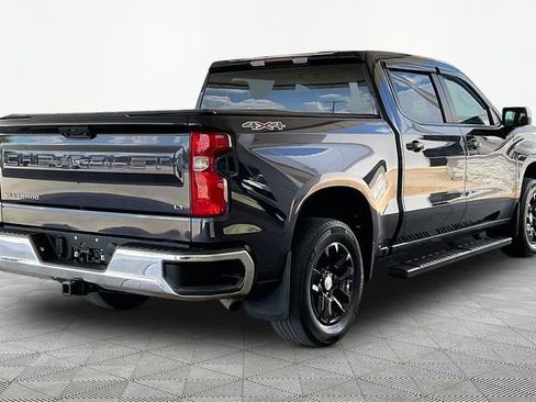 Used 2023 Chevrolet Silverado 1500 LT AWD/4WD image 5
