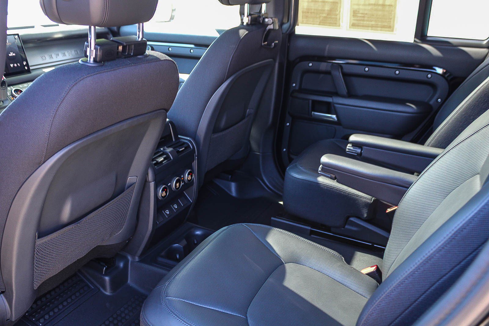 Used 2025 Land Rover Defender 130 X AWD/4WD image 20