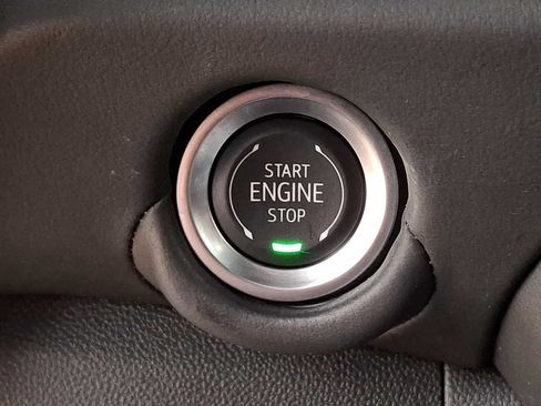 Used 2025 Chevrolet Tahoe LS AWD/4WD image 25