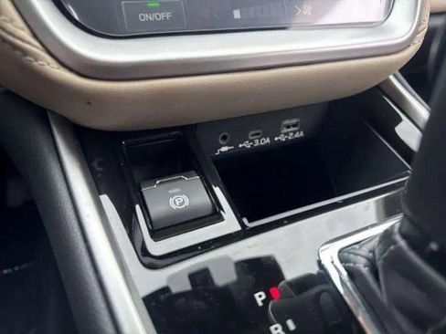 New 2025 Subaru Legacy Limited image 17