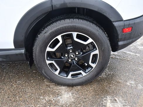 Used 2022 Ford Bronco Sport Outer Banks w/ Tech Package image 19