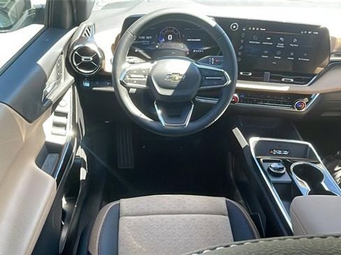 New 2026 Chevrolet Equinox ACTIV w/ Convenience Package III image 13