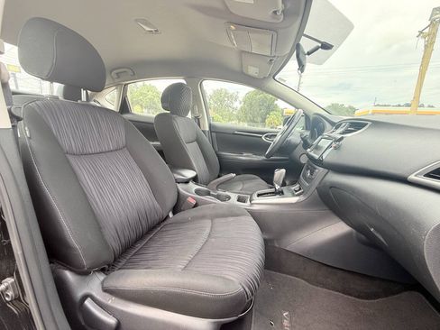 Used 2019 Nissan Sentra SV FWD image 19