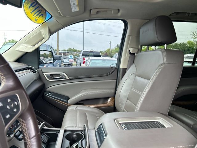 Used 2019 GMC Yukon XL Denali w/ Denali Ultimate Package AWD/4WD image 39