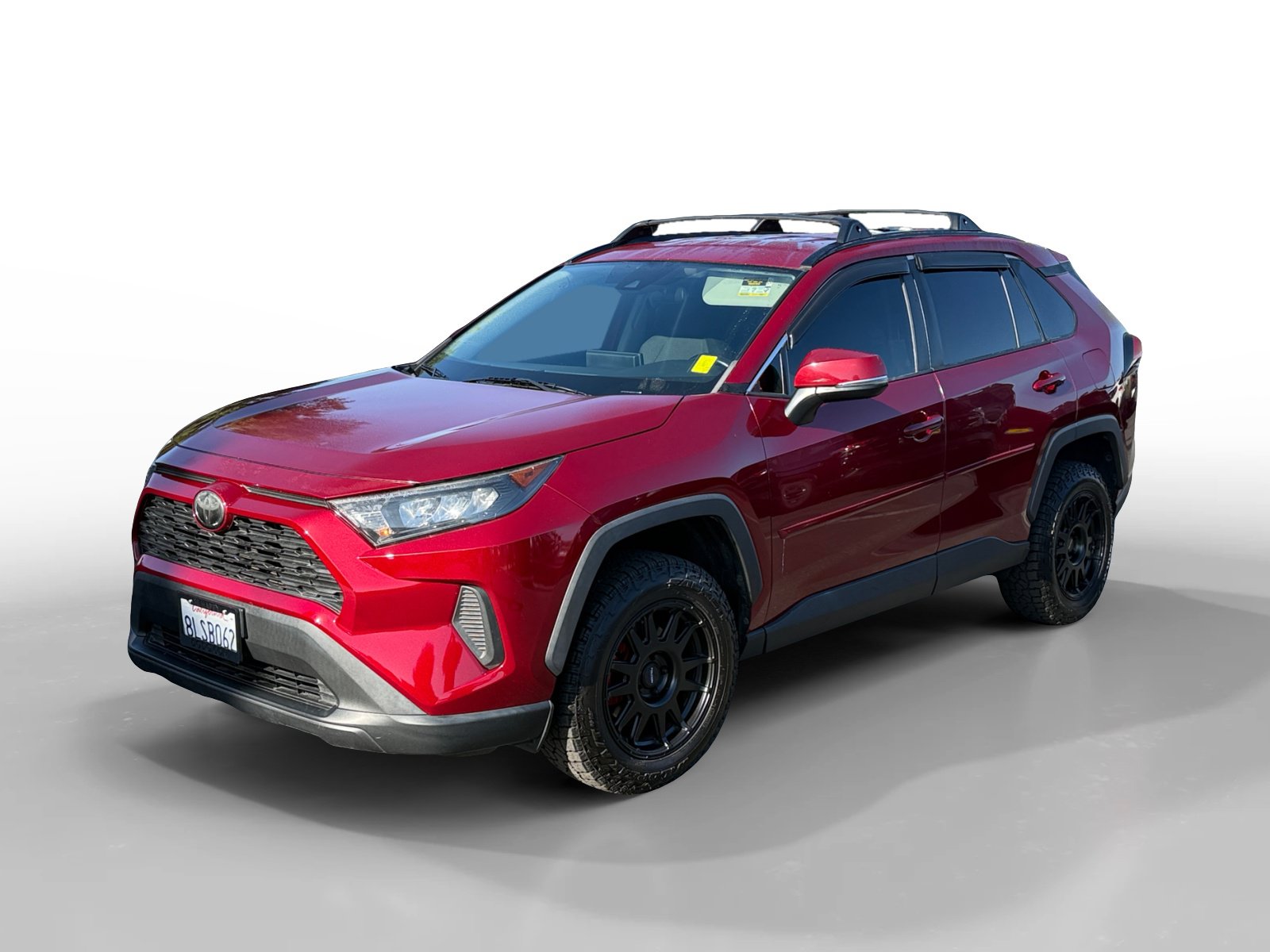 Used 2019 Toyota RAV4 LE w/ Carpet Mat Package FWD image 1