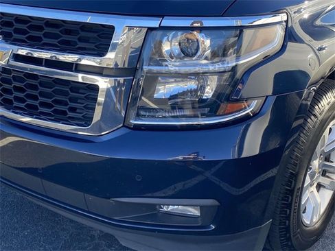 Used 2017 Chevrolet Tahoe LT w/ Luxury Package image 4