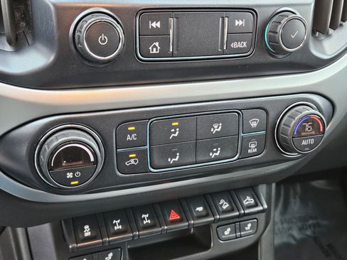 Used 2021 Chevrolet Colorado ZR2 image 27