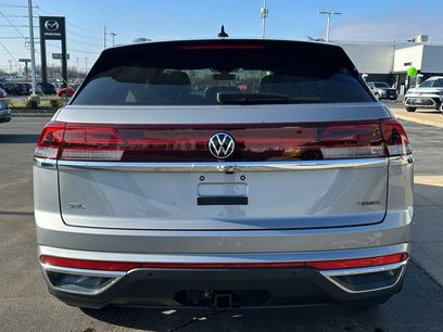 New 2026 Volkswagen Atlas Cross Sport SEL