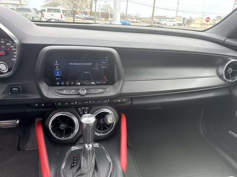 Used 2020 Chevrolet Camaro SS image 15