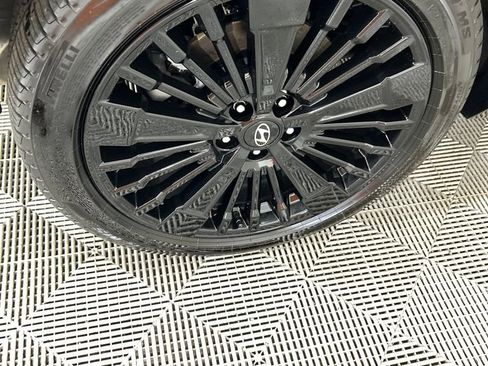 Certified 2025 Hyundai Santa Fe Calligraphy image 12