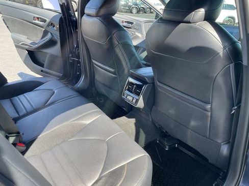 Certified 2019 Toyota Avalon Touring w/ Advanced Safety Package FWD image 16