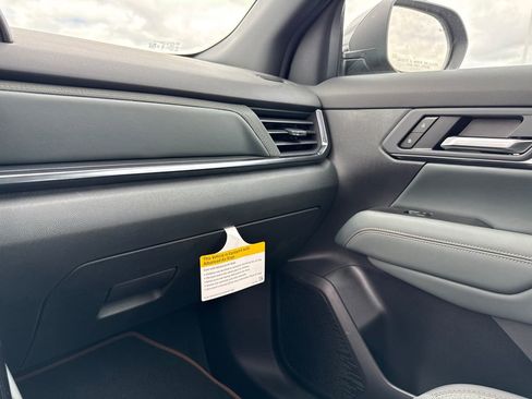 New 2026 GMC Terrain AT4 AWD/4WD image 27