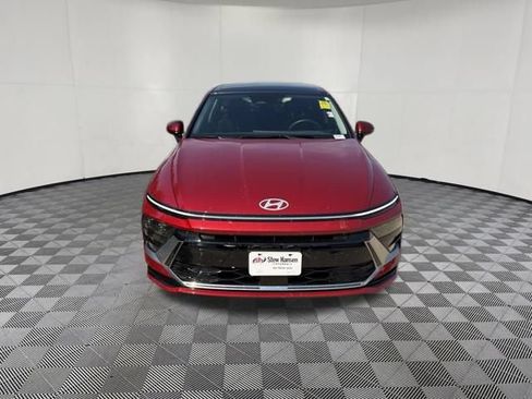 Used 2024 Hyundai Sonata SEL w/ Convenience Package FWD image 14
