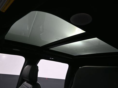 Used 2023 Ford F150 Raptor w/ Raptor Carbon Fibre Package image 26