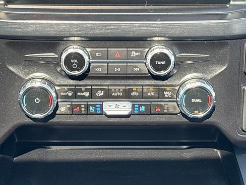 Used 2025 Ford F250 Lariat w/ Lariat Ultimate Package AWD/4WD image 36