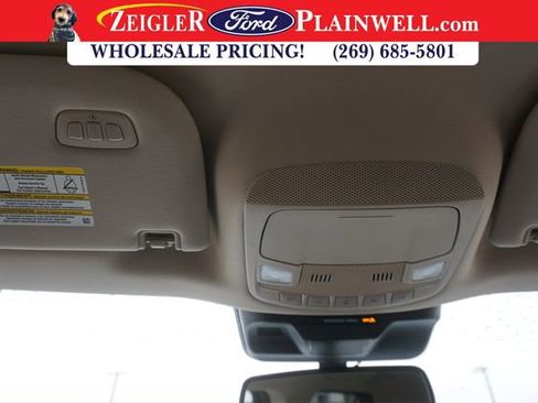 Used 2024 Ford Expedition XLT image 31