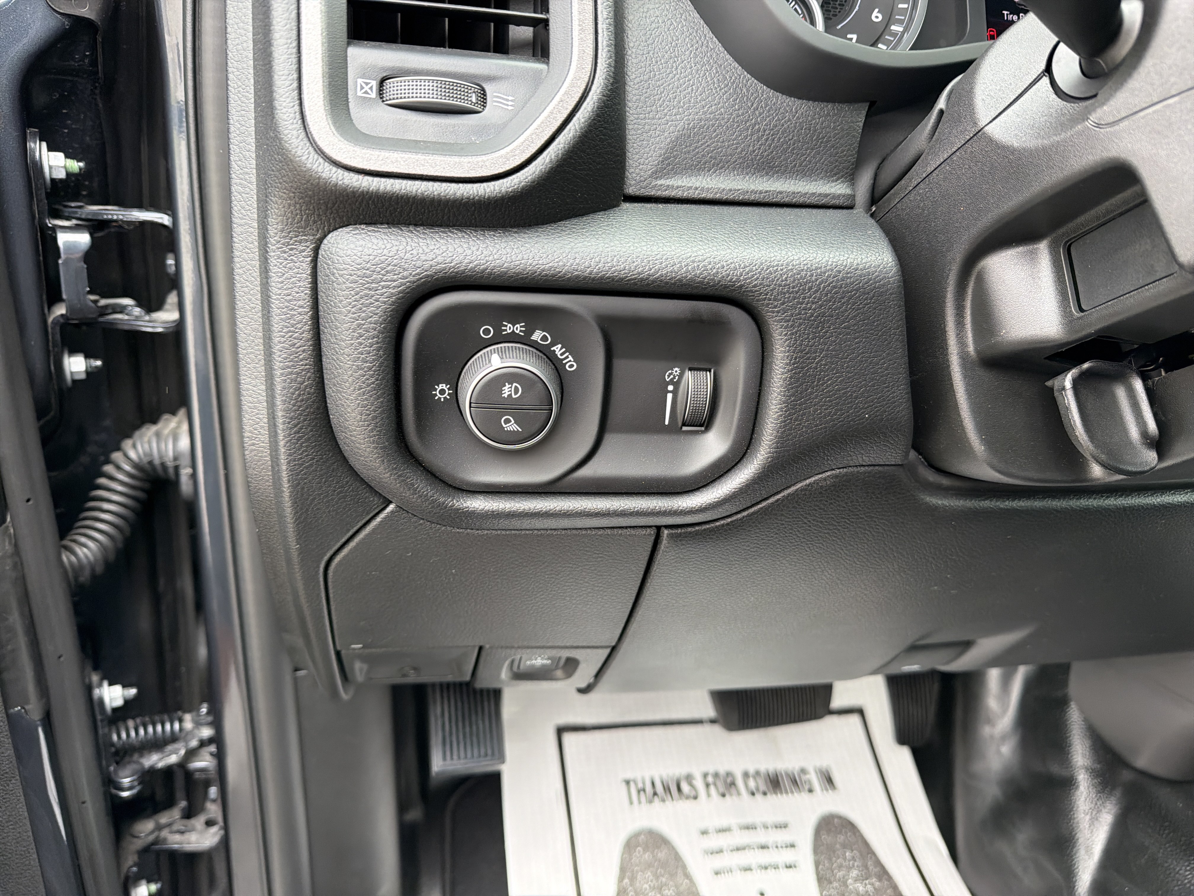 New 2026 RAM 2500 Tradesman AWD/4WD image 17