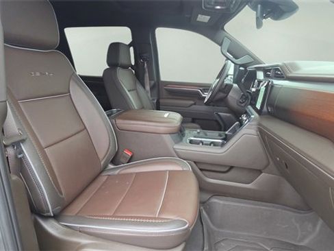Used 2025 GMC Sierra 2500 Denali image 15