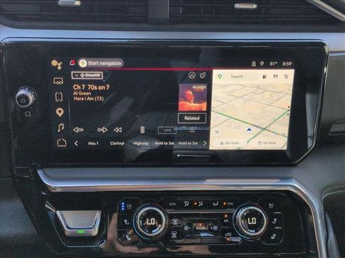 Used 2024 GMC Sierra 2500 Denali w/ Max Trailering Package AWD/4WD image 15