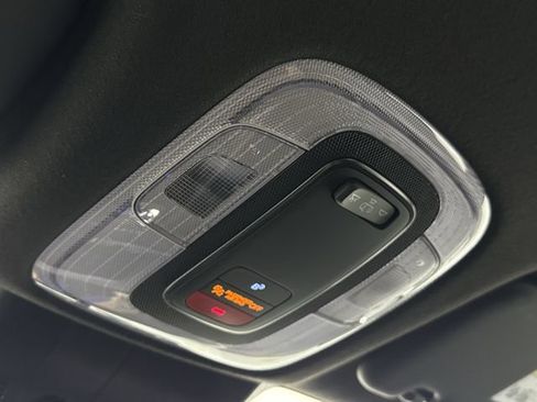 Used 2025 Hyundai Elantra SEL FWD image 27