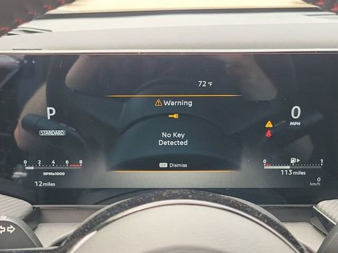 New 2025 Nissan Kicks SR image 8