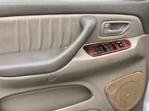 Used 2007 Toyota Sequoia Limited AWD/4WD image 9