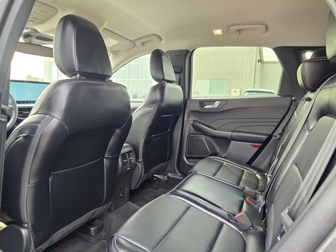 Used 2025 Ford Escape Platinum AWD/4WD image 13