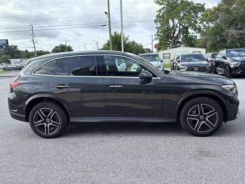 New 2025 Mercedes-Benz GLC 300 4MATIC image 3