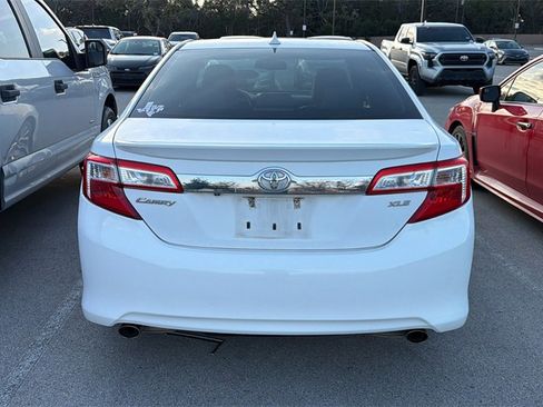 Used 2012 Toyota Camry XLE image 6