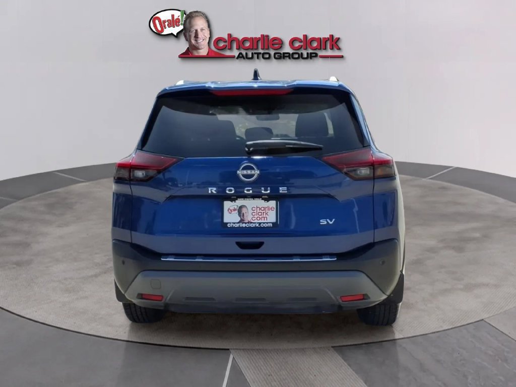Used 2022 Nissan Rogue SV w/ SV Premium Package FWD image 4