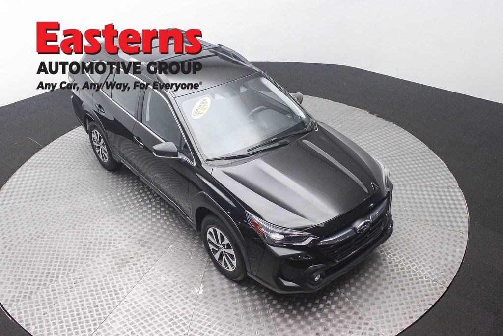 Used 2024 Subaru Outback AWD/4WD image 5
