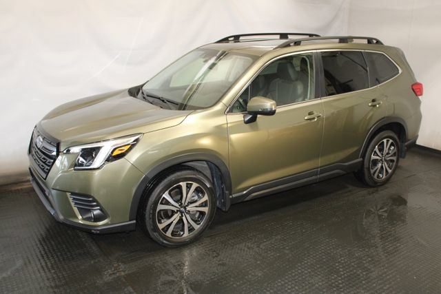 Used 2023 Subaru Forester Limited AWD/4WD image 2