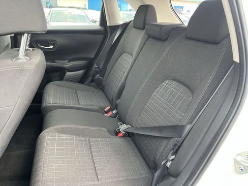 Used 2025 Honda HR-V LX image 25