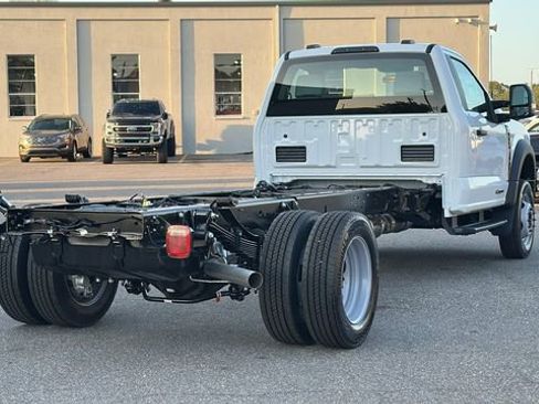 New 2025 Ford F550 2WD Regular Cab Super Duty image 5