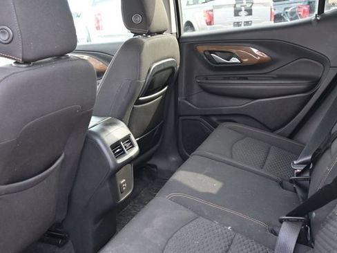 Used 2020 GMC Terrain SLE w/ Driver Convenience Package AWD/4WD image 15