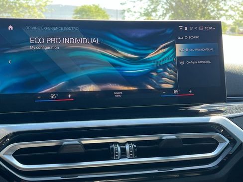 Certified 2023 BMW 330i xDrive Sedan w/ Premium Package AWD/4WD image 40