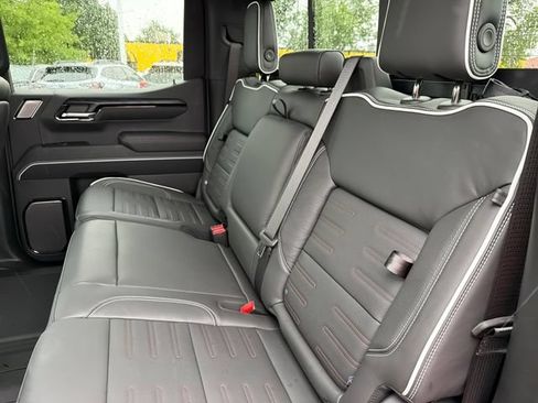 New 2026 GMC Sierra 1500 AT4X AWD/4WD image 21