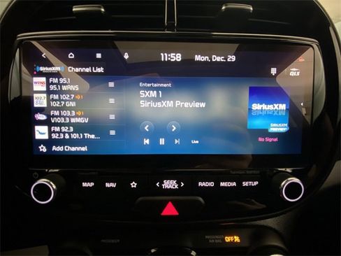 Used 2025 Kia Soul GT-Line w/ GT-Line Technology Package image 16