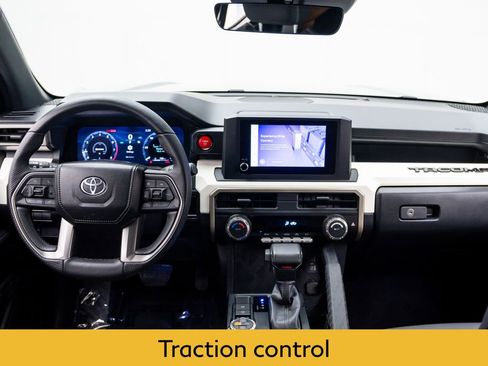 Used 2024 Toyota Tacoma TRD Off-Road AWD/4WD image 10