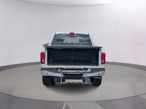 Used 2019 Ford F150 King Ranch w/ Equipment Group 601A Luxury AWD/4WD image 5