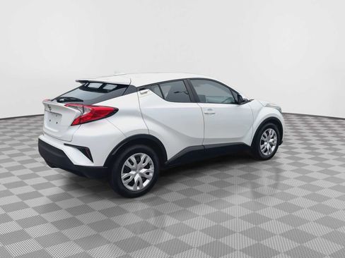 Used 2021 Toyota C-HR LE image 8